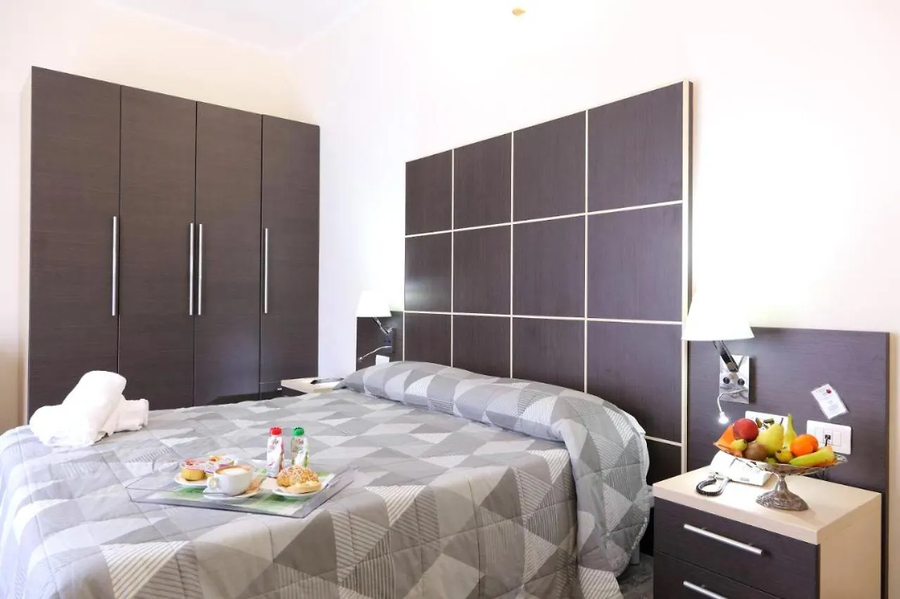 Hotel Vitruvio Milano 3*,