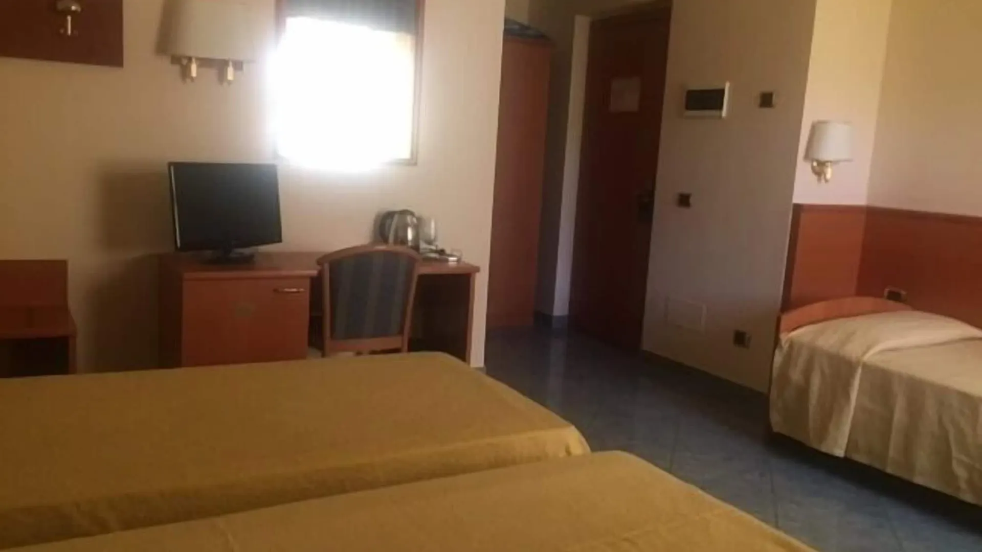 Hotel Vitruvio Milan 3*,  Italy