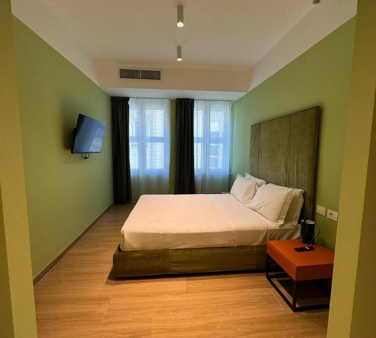 ***  Hotel Vitruvio Milan Italy